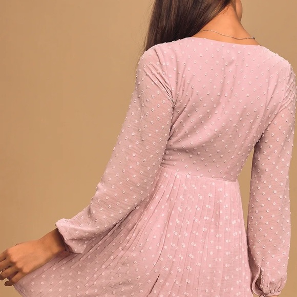 Poetic Love Mauve Swiss - Picture 5 of 5